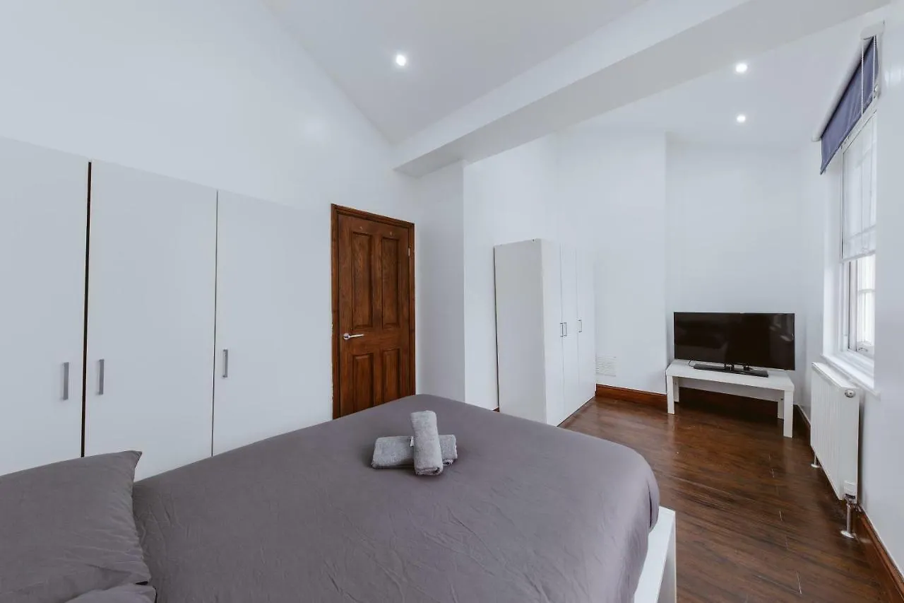 لندن Regent Canal Apartments